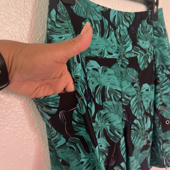 Gradual Shorts Adult M Green Black Leaf Plants Brief Lined Active Stretch Swim - Picture 3 of 10